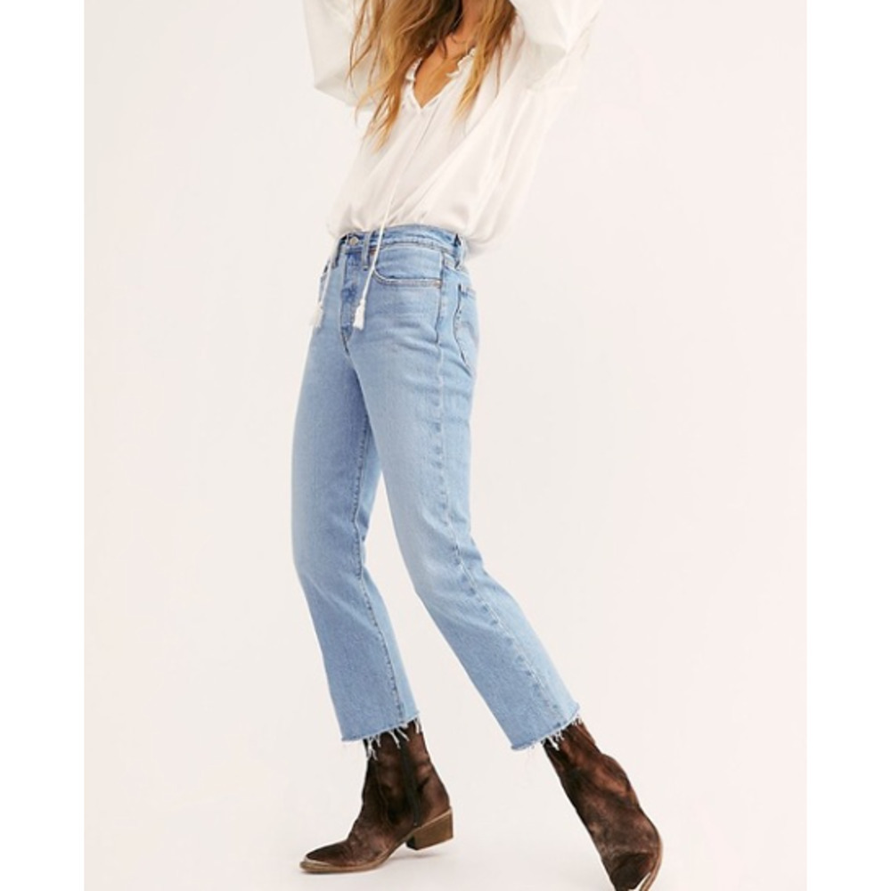 Levis Premium Women 24x26 High Rise Ankle Wedgie Icon Fit Blue Jeans Raw Hem